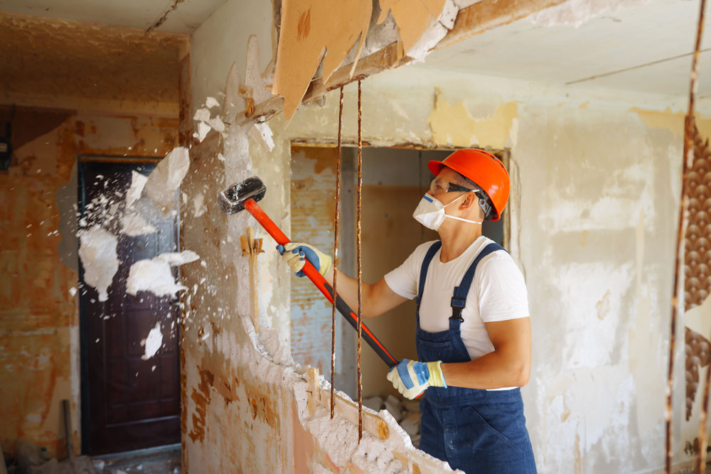 What You Should Look For When Hiring a Demolition Contractor